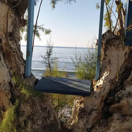 Sea View And Mountain View For 4 People Apartmán *