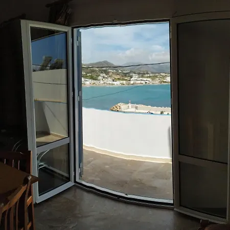 Apartmán Sea View And Mountain View For 4 People Makrýgialos